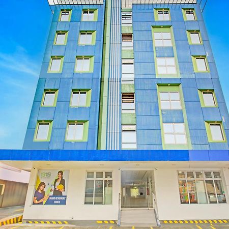 Collection O 1318 Residences, University Belt, Metro Манила Экстерьер фото